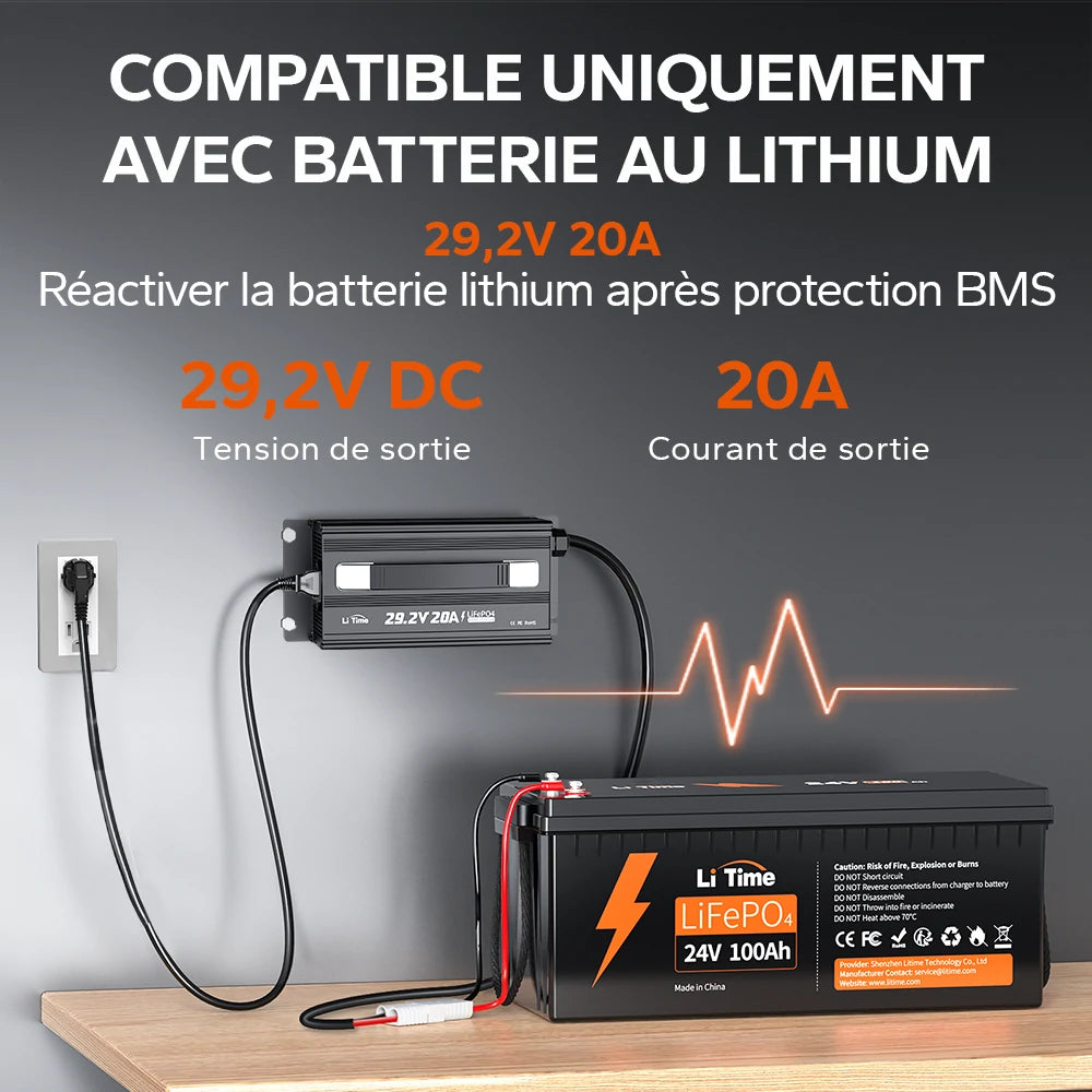 Chargeur 29.2V(24V) 20A en train de charger une batterie au lithium 24V 100Ah